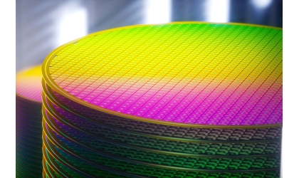 Japan has developed a new technology for heating flat wafer substrates, which is superior to traditional grinding and polishing methods